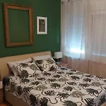 Little Cherry Apartment