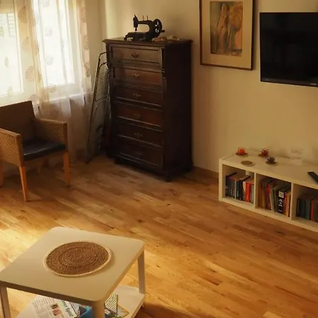 Little Cherry Lejlighed