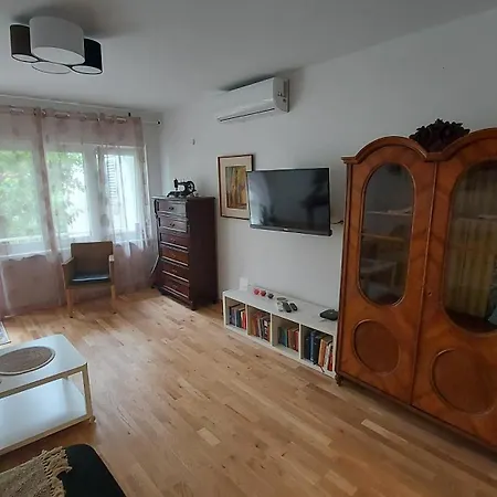 Little Cherry Lejlighed